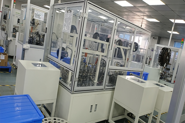 自动化设备的组装与调试